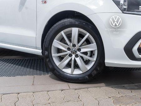 2026-Volkswagen-Polo-Vivo-14_13