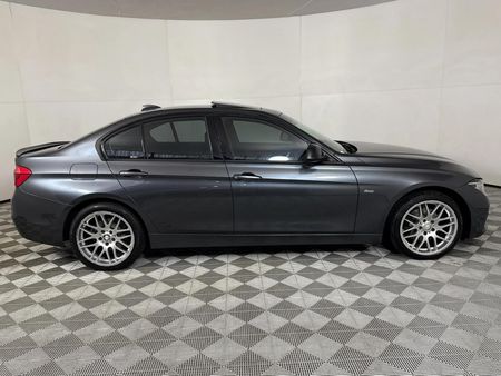 2016-BMW-3-Series-318i-Sport-Line-Auto_15