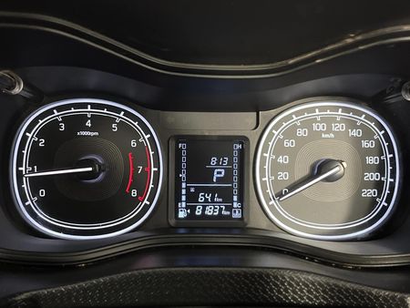 2022-Suzuki-Vitara-Brezza-15-GL-Auto_2