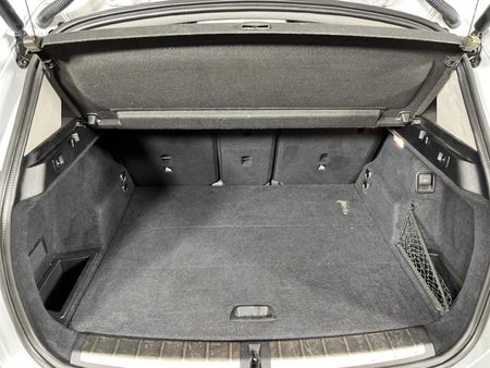 2016-BMW-X1-sDrive20d-Auto_14