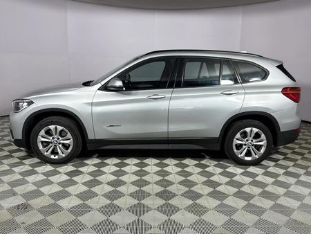 2016-BMW-X1-sDrive20d-Auto_19