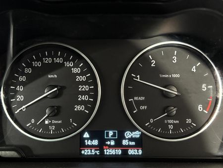 2016-BMW-X1-sDrive20d-Auto_2