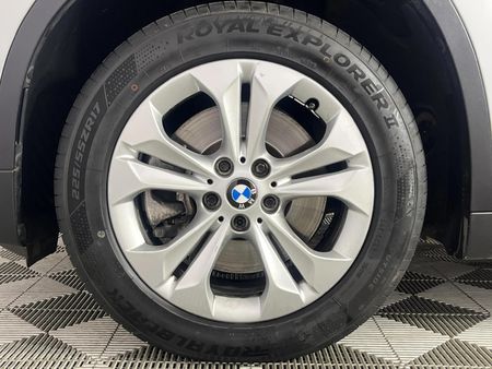 2016-BMW-X1-sDrive20d-Auto_4