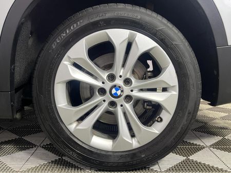 2016-BMW-X1-sDrive20d-Auto_6