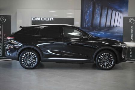 2026-Omoda-C9-15T-AWD-Phev_3