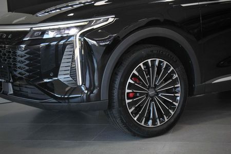 2026-Omoda-C9-15T-AWD-Phev_5