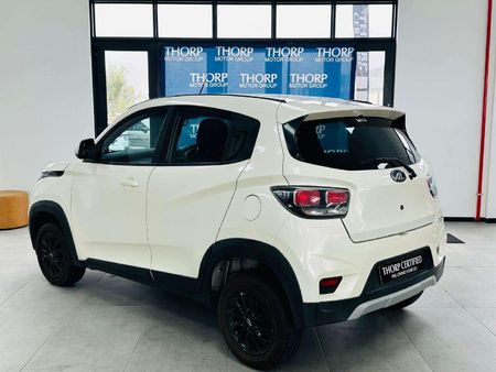 2018-Mahindra-KUV-100-12-K6-NXT_3