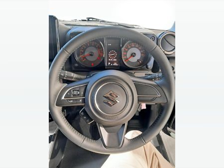 2026-Suzuki-Jimny-15-GLX-Auto_14