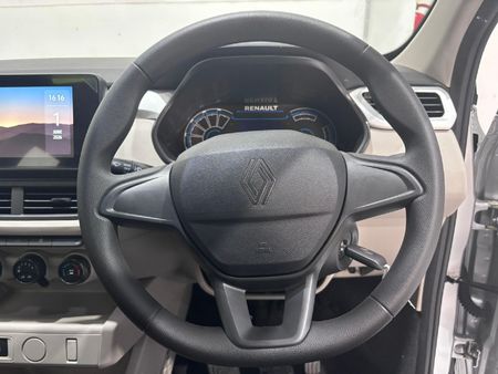 2026-Renault-Triber-10-Evolution_14