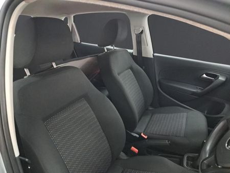 2024-Volkswagen-Polo-Vivo-14-Trendline-5-dr_9