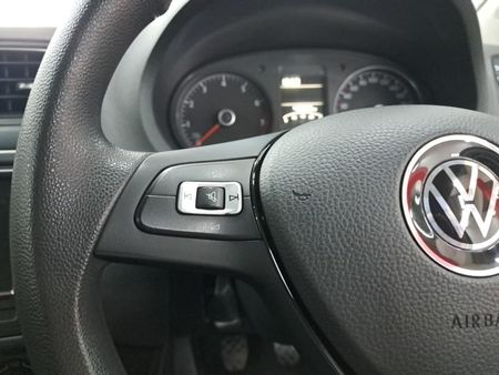 2024-Volkswagen-Polo-Vivo-14-Trendline-5-dr_15