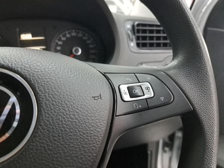 2024-Volkswagen-Polo-Vivo-14-Trendline-5-dr_16