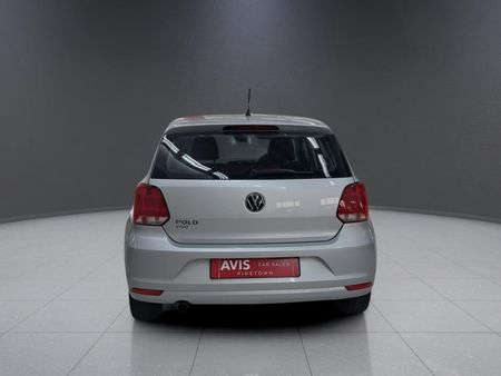 2024-Volkswagen-Polo-Vivo-14-Trendline-5-dr_5