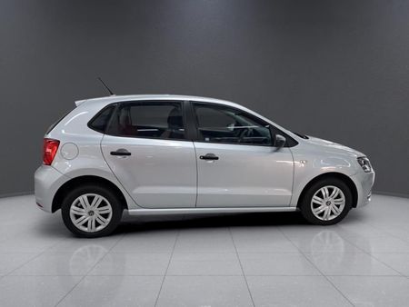 2024-Volkswagen-Polo-Vivo-14-Trendline-5-dr_7