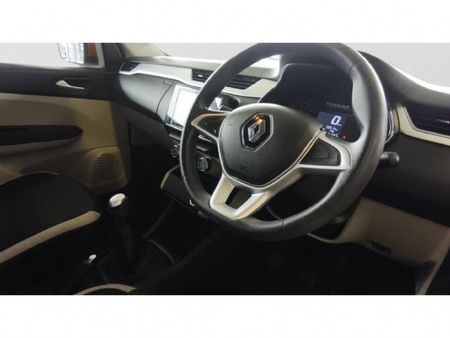 2020-Renault-Triber-10-Intens_16