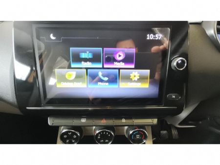 2020-Renault-Triber-10-Intens_18