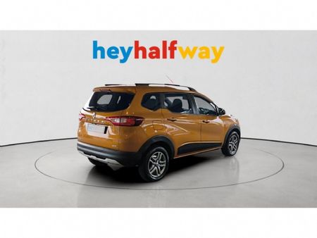 2020-Renault-Triber-10-Intens_6