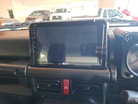 2022-Suzuki-Jimny-15-GL-Auto_17