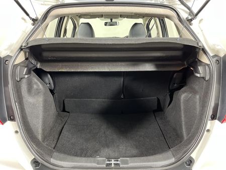 2022-Honda-WR-V-12-Comfort_13