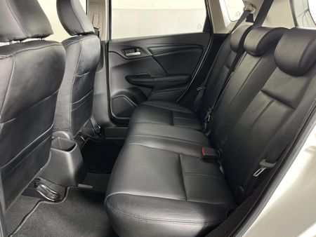 2022-Honda-WR-V-12-Comfort_3