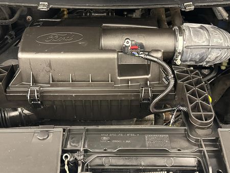 2021-Ford-Tourneo-Custom-LTD-22-TDCi-SWB-114kW_13