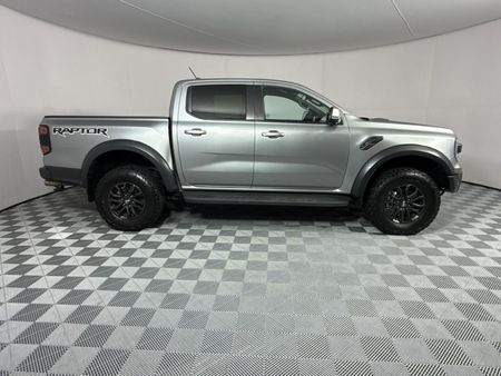 2023-Ford-Ranger-30-V6-Bi-Turbo-Ecoboost-Raptor-4x4-Auto_16