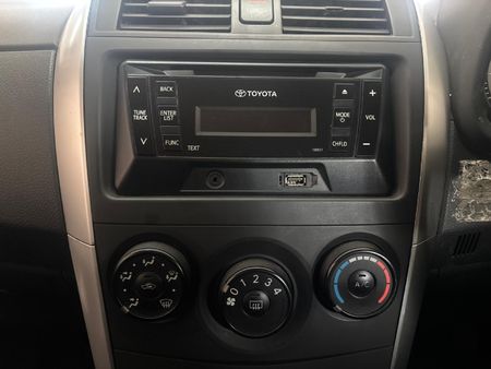 2019-Toyota-Corolla-Quest-16_19