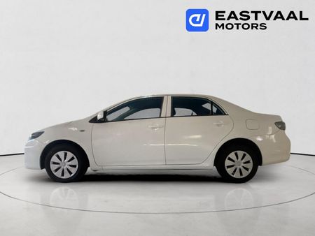 2019-Toyota-Corolla-Quest-16_3