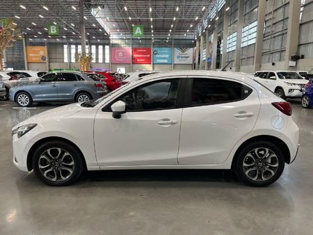 2019-Mazda-2-15-Individual-5-dr-Auto_5