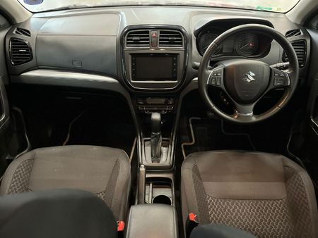 2023-Suzuki-Vitara-Brezza-15-GLX-Auto_9