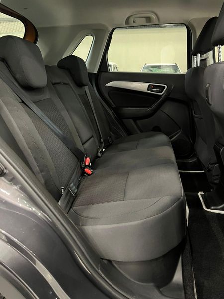 2023-Suzuki-Vitara-Brezza-15-GLX-Auto_11