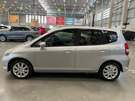 2005-Honda-Jazz-14i-DSI-Auto_5