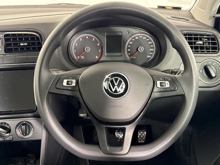 2026-Volkswagen-Polo-Vivo-14_11