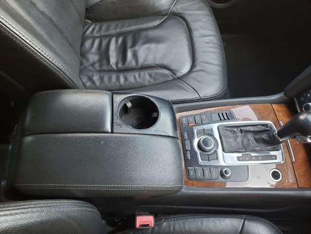 2008-Audi-Q7-42-TDI-V8-quattro-Auto_15