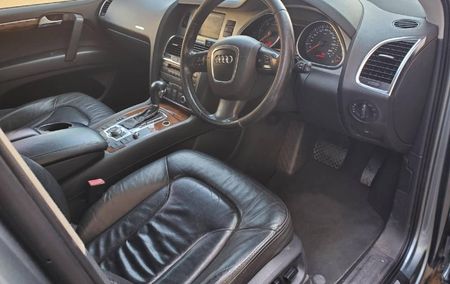2008-Audi-Q7-42-TDI-V8-quattro-Auto_7