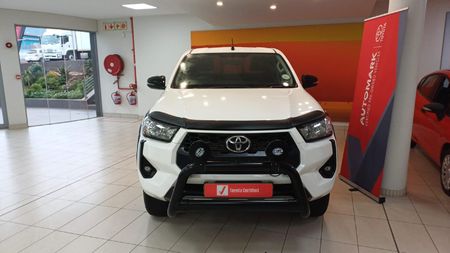 2025-Toyota-Hilux-24-GD-6-Raised-Body-Raider-Auto-Extended-Cab_1
