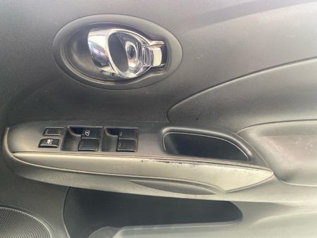2013-Nissan-Almera-15-Acenta_13