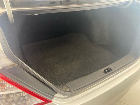 2013-Nissan-Almera-15-Acenta_27
