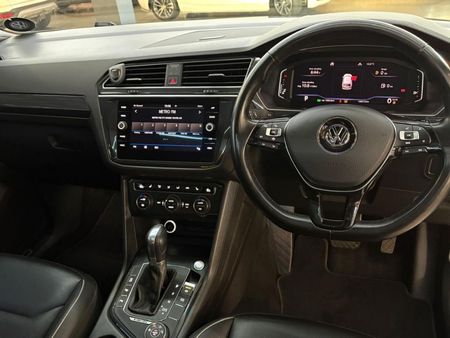 2019-Volkswagen-Tiguan-20-TSI-Highline-4Motion-Auto_9