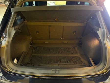 2019-Volkswagen-Tiguan-20-TSI-Highline-4Motion-Auto_5