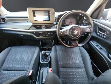 2025-Suzuki-Swift-12-GL_8