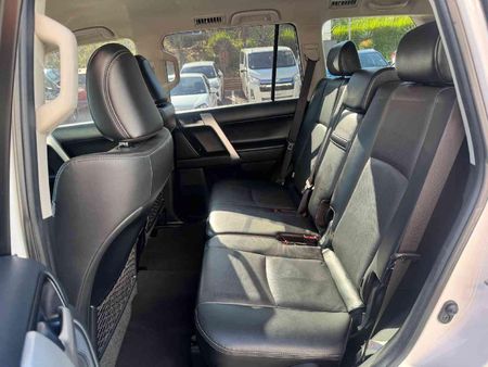 2023-Toyota-Land-Cruiser-Prado-28-GD-VX-Auto_21