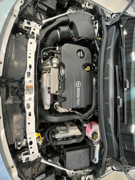 2016-Opel-Astra-14T-Enjoy-5-dr_12