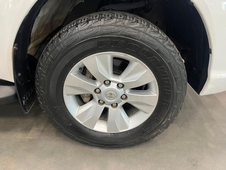 2019-Toyota-Hilux-24-GD-6-Raised-Body-SRX-Double-Cab_8