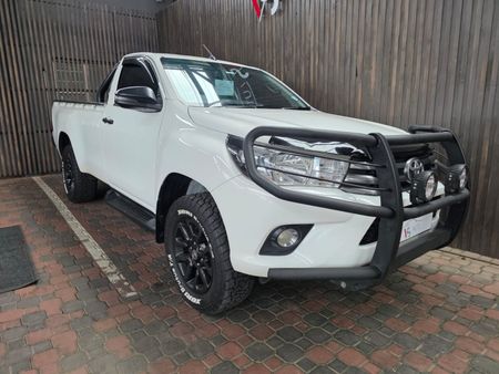 2018-Toyota-Hilux-24-GD-6-SRX-4x4-Single-Cab_1