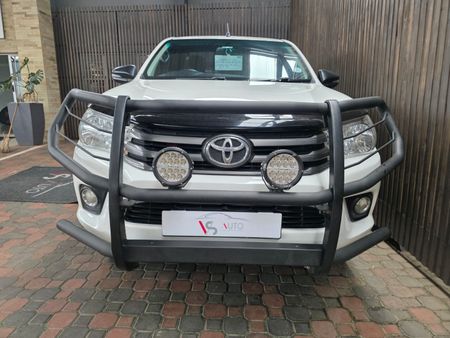 2018-Toyota-Hilux-24-GD-6-SRX-4x4-Single-Cab_2