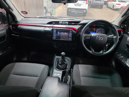 2018-Toyota-Hilux-24-GD-6-SRX-4x4-Single-Cab_4