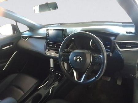 2024-Toyota-Corolla-Cross-18-XS_8