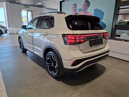 2026-Volkswagen-T-Cross-10-TSI-R-Line-Auto_2