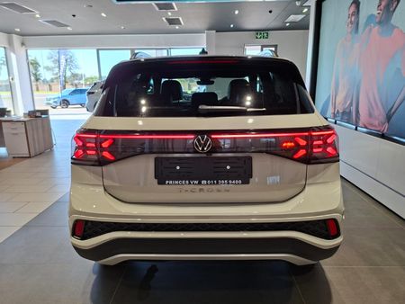 2026-Volkswagen-T-Cross-10-TSI-R-Line-Auto_3